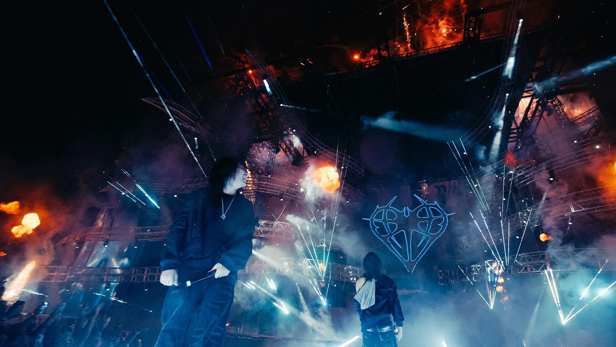 ISOxo and Knock2 on stage amid lasers, smoke and flames at Niteharts Music Festival 2026
